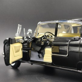 Cadillac Fleetwood Series 60 1955 The Godfather 1:18