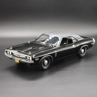 Dodge Challenger R/T 1970 1:18