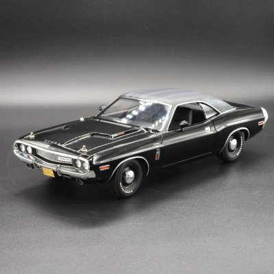 Dodge Challenger R/T 1970 1:18