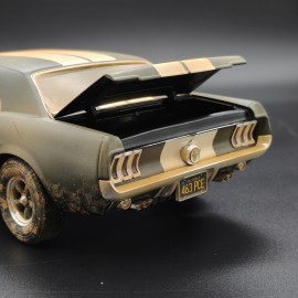 Ford Mustang Coupe 1967 Creed II 1:18