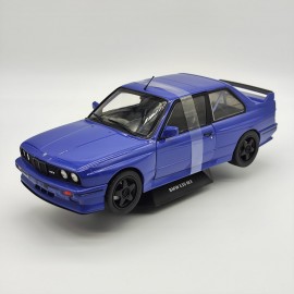 BMW M3 E30 1:18