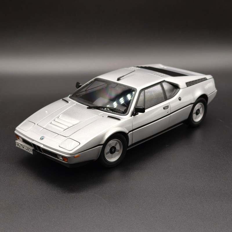 BMW M1 1978 1:18