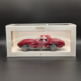 Chevrolet Corvette Stingray Convertible 1:18