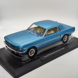 Ford Mustang Hardtop Coupe 1:18