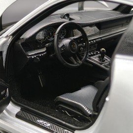 Porsche 911 GT3 Touring 1:18