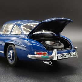 Mercedes 300 SL Coupe Gullwing W198 1954 1:18