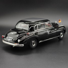 Mercedes 300 W186 Konrad Adenauer 1955 1:18