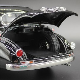 Mercedes 300 W186 Konrad Adenauer 1955 1:18