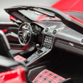 Porsche 718 Spyder RS 2023 1:18