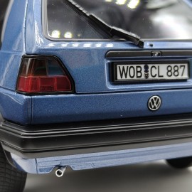 Volkswagen Golf II 1:18