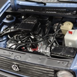 Volkswagen Golf II 1:18