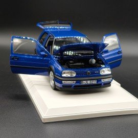Volkswagen Golf III GTI Color Concept 1:18