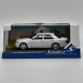 Mercedes W124 E500 AMG E60 1:43