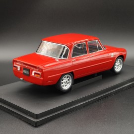 Alfa Romeo Giulia Nuova Super 1974 1:18
