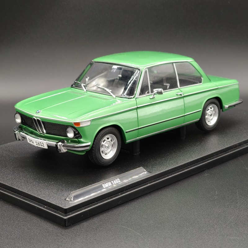 BMW 1602 1:18