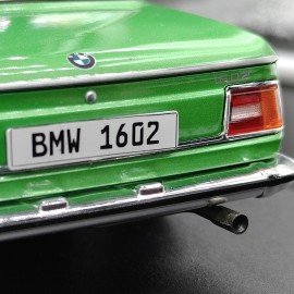 BMW 1602 1:18