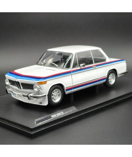 BMW 2002 Tii 1:18