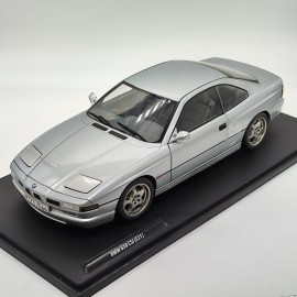 BMW 850 CSI E31 1:18