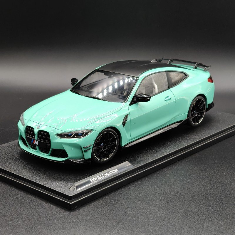 BMW M4 G82 Competition 1:18