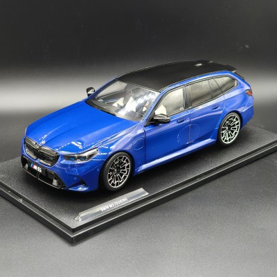 BMW M5 Touring G99 1:18