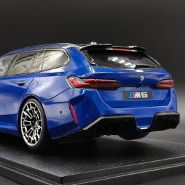 BMW M5 Touring G99 1:18