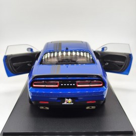 Dodge Challenger RT Scat Pack Widebody 1:18