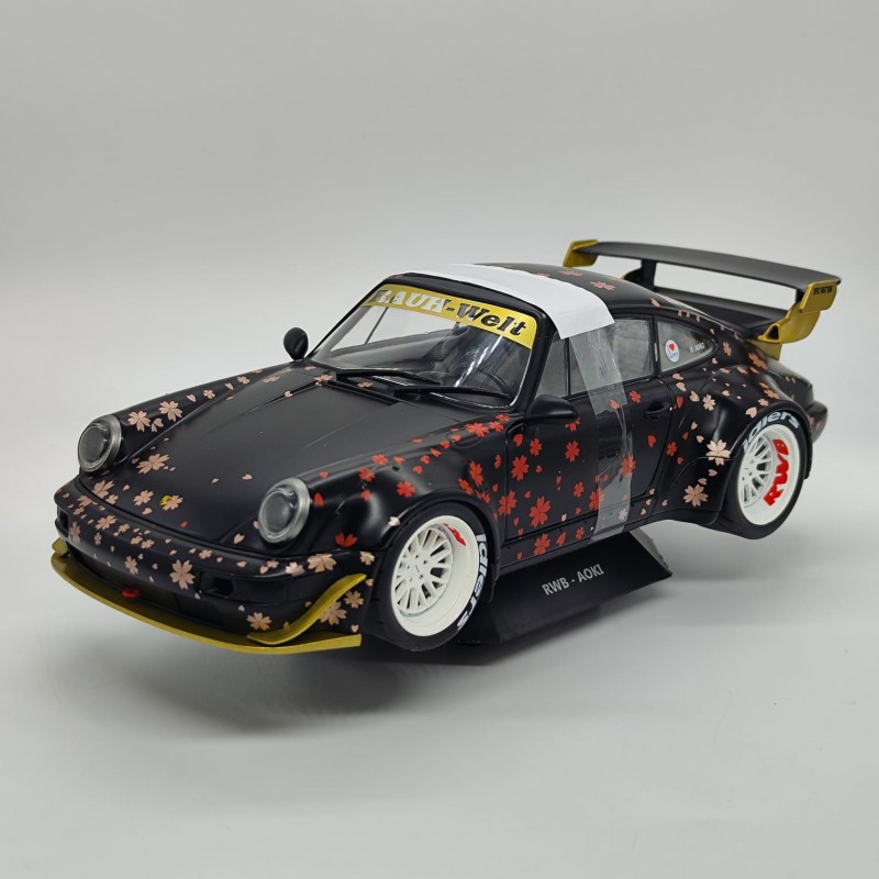 Porsche 911 RWB AOKI 1:18