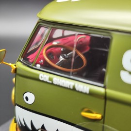 Volkswagen Kool Kombi 1:18