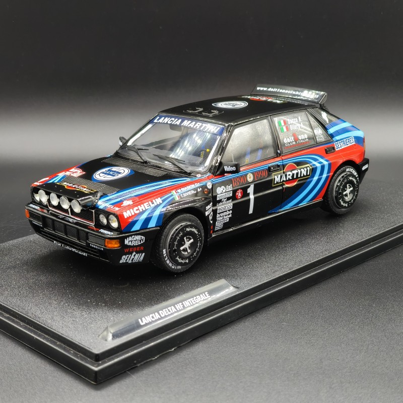 Lancia Delta Integrale 1:18