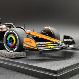 McLaren MCL39 Mercedes O. Piastri 2025 1:18