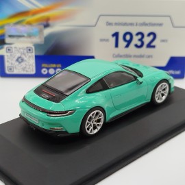 Porsche 911 992 GT3 Touring 1:43