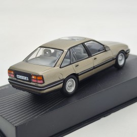 Opel Senator B 1:43