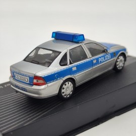 Opel Vectra B Polizei 1:43