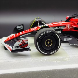 Ferrari SF23 C. Sainz Las Vegas Special 2023 1:18