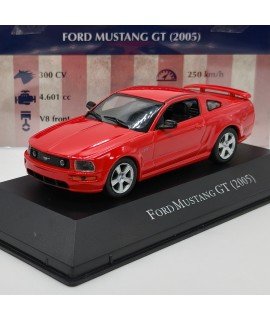 Ford Mustang GT 2005 1:43