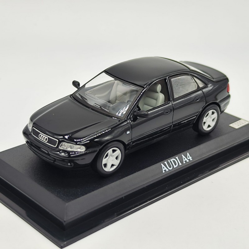 Audi A4 1:43
