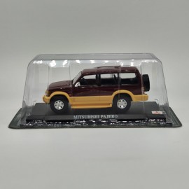 Mitsubishi Pajero 1:43