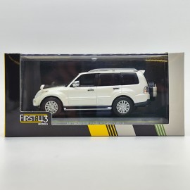 Mitsubishi Pajero 4WD 2010 1:43