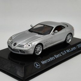 Mercedes SLR McLaren C199 2003 1:43