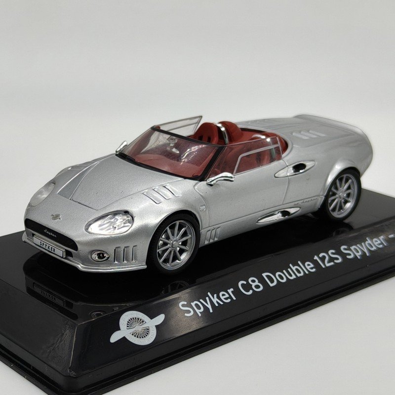 Spiker C8 Double 12S Spider 2005 1:43
