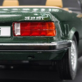 BMW E30 3 Series Cabriloet 1:18