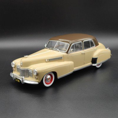 Cadillac Fleetwood Series 60 Special Sedan 1938 1:18