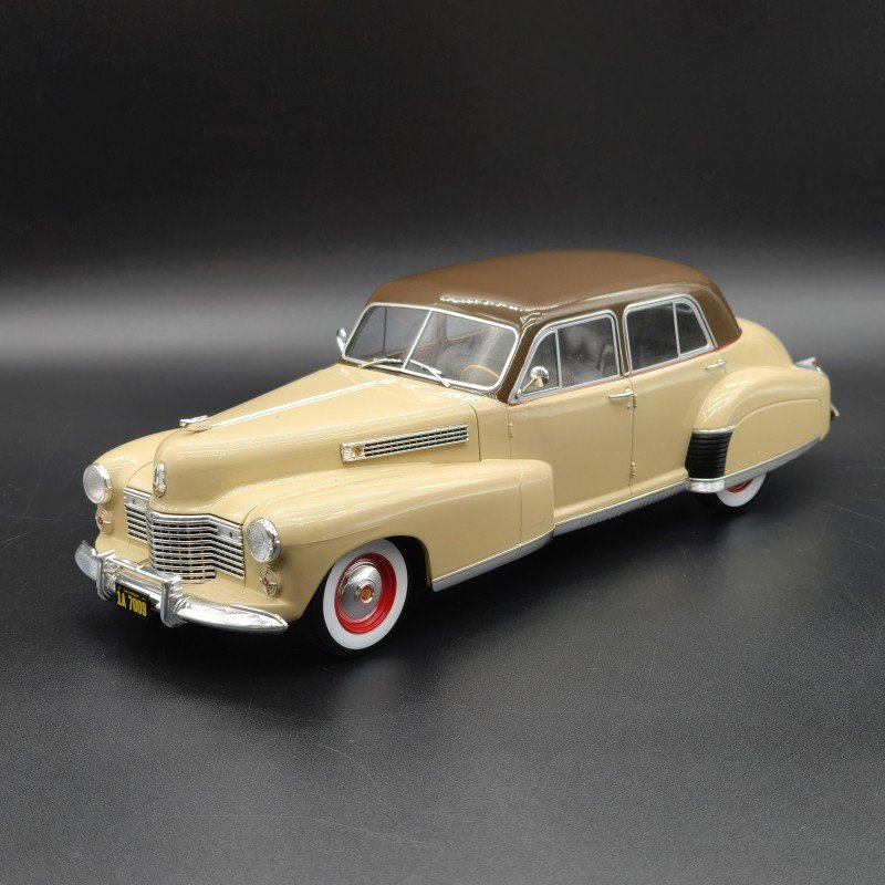 Cadillac Fleetwood Series 60 Special Sedan 1938 1:18