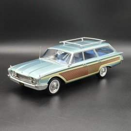 Ford Galaxy Country Squire 1960 1:18