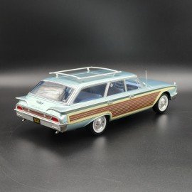 Ford Galaxy Country Squire 1960 1:18