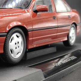 Opel Vectra A 2000 1:18