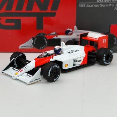 McLaren MP4/4 Honda A. Prost 1988 1:64