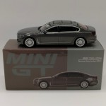 BMW 750Li xDrive 1:64