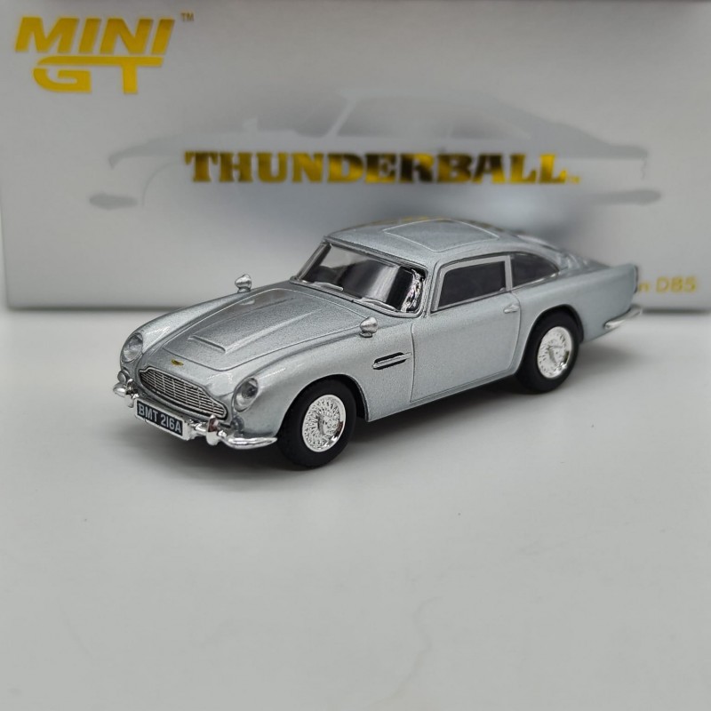 Aston Martin DB5 Thunderball 1:64