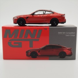 BMW M4 Competition 1:64
